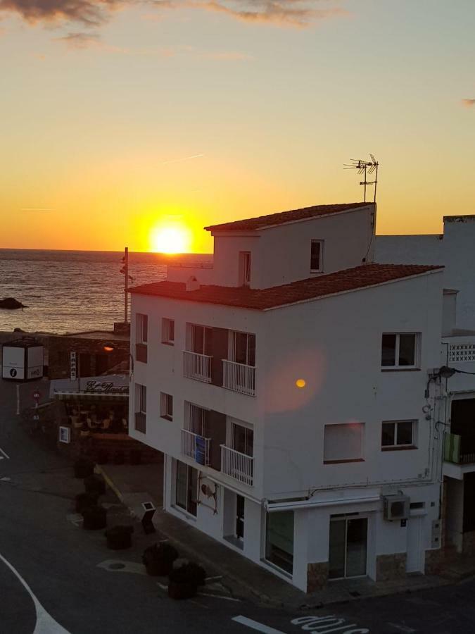 Port De Llanca , La Miranda Apartment Екстериор снимка