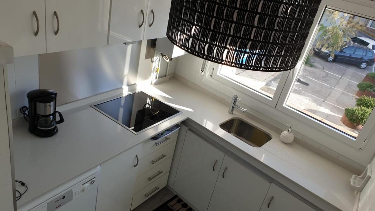 Port De Llanca , La Miranda Apartment Екстериор снимка